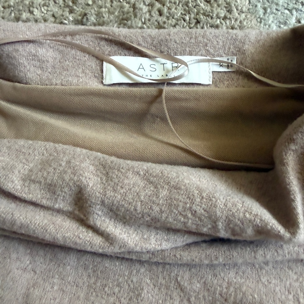 Astr The Label Soft Beige Xiomara Bodysuit - XS - Picture 3 of 5
